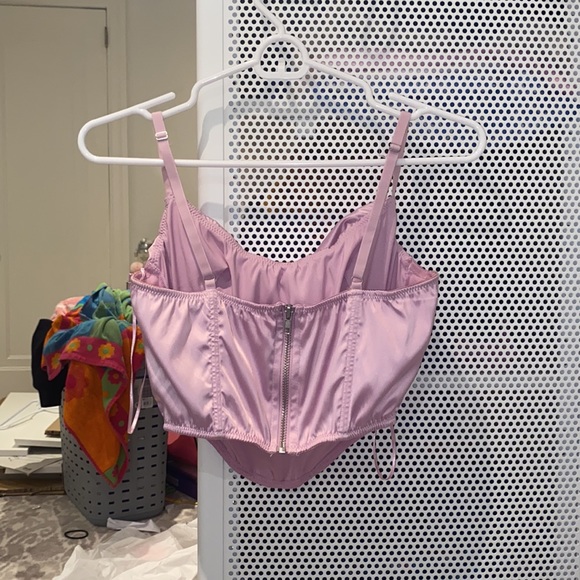 UO Lexi Satin Cowl Corset Top - Picture 5 of 5